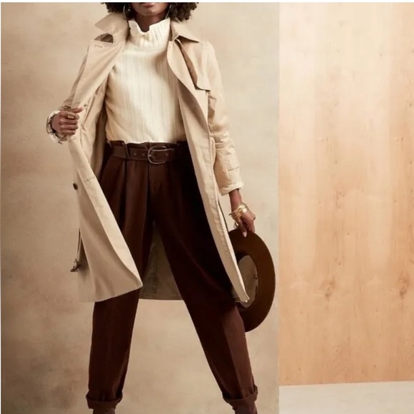 Essential Trench Coat
Color: Golden Beige XS - Picture 2 of 4